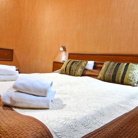 Hotel Pavo Tbilisi Eksteriør bilde